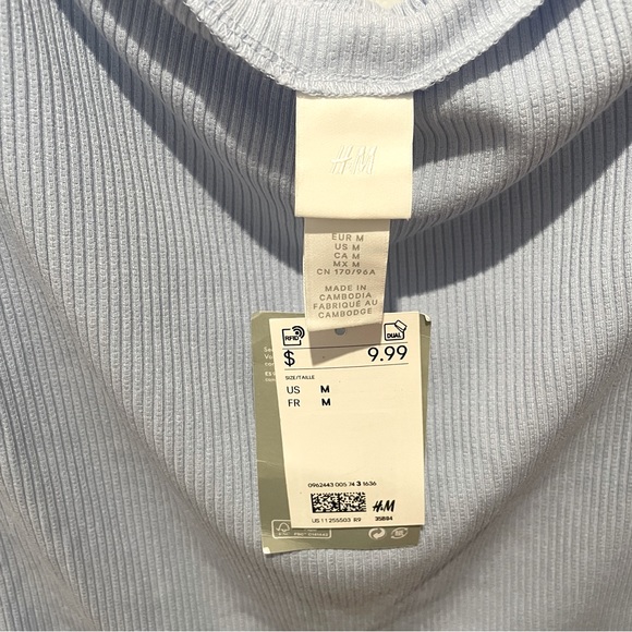 H&M Ribbed Off-Shoulder Top - Picture 2 of 2